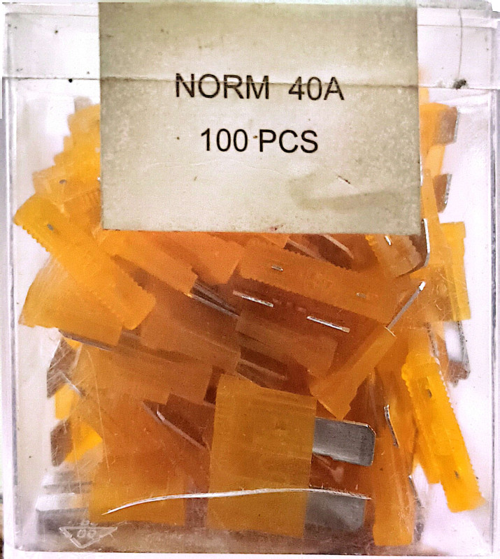 Norm automotive blade fuses
